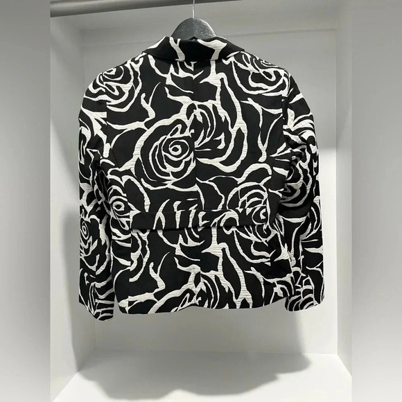 Ann Taylor black & white floral buttoned blazer with pockets size 6 cotton blend - Picture 6 of 8